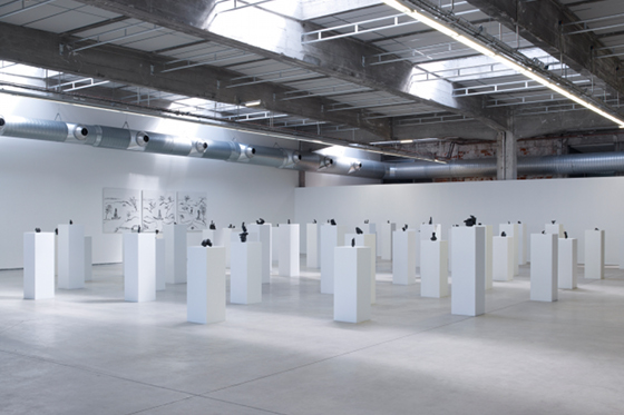 vue de l exposition à la Hab Galerie - cl : Marc Domage - © Frac des Pays de la Loire